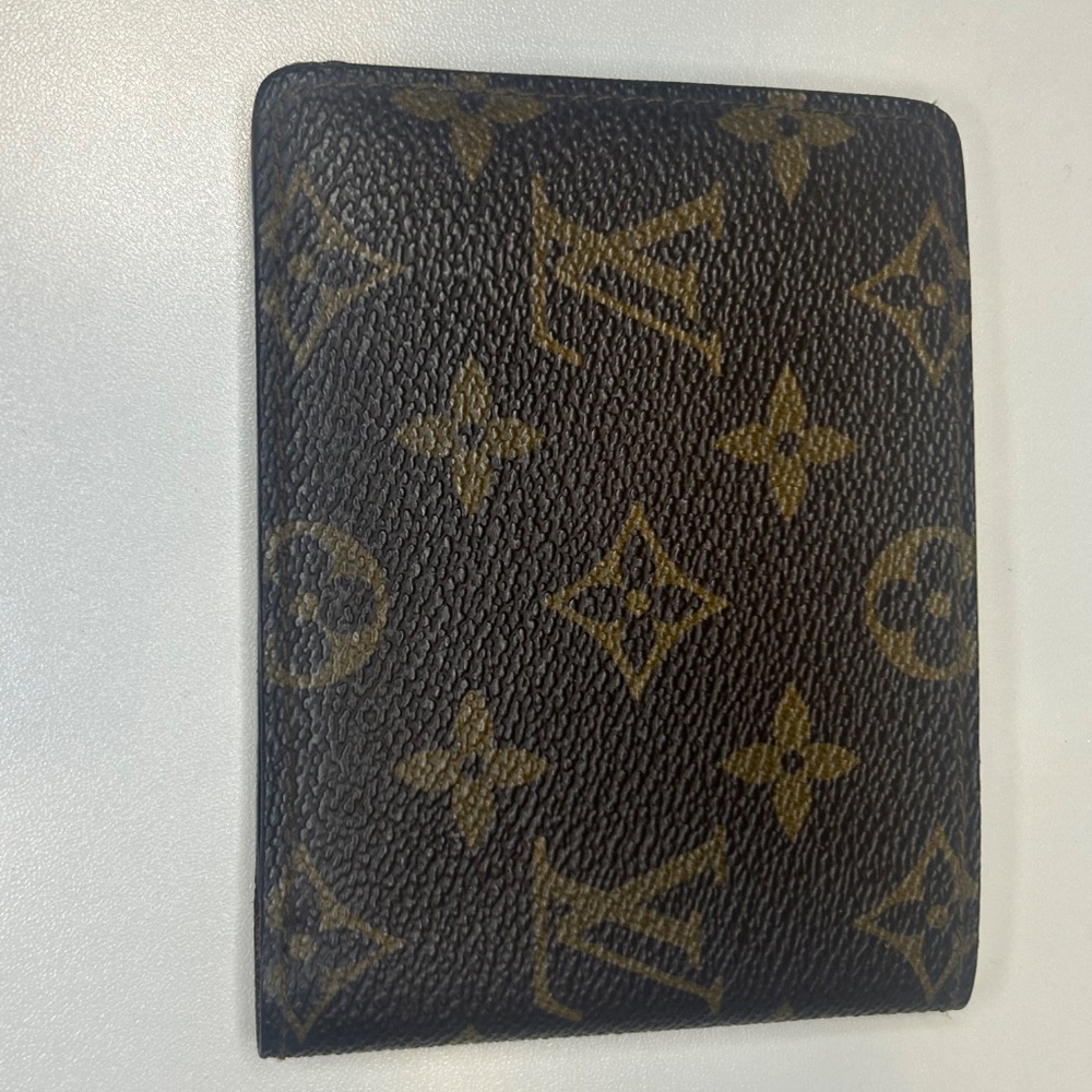 Louis Vuitton Bi-fold Mens Wallet